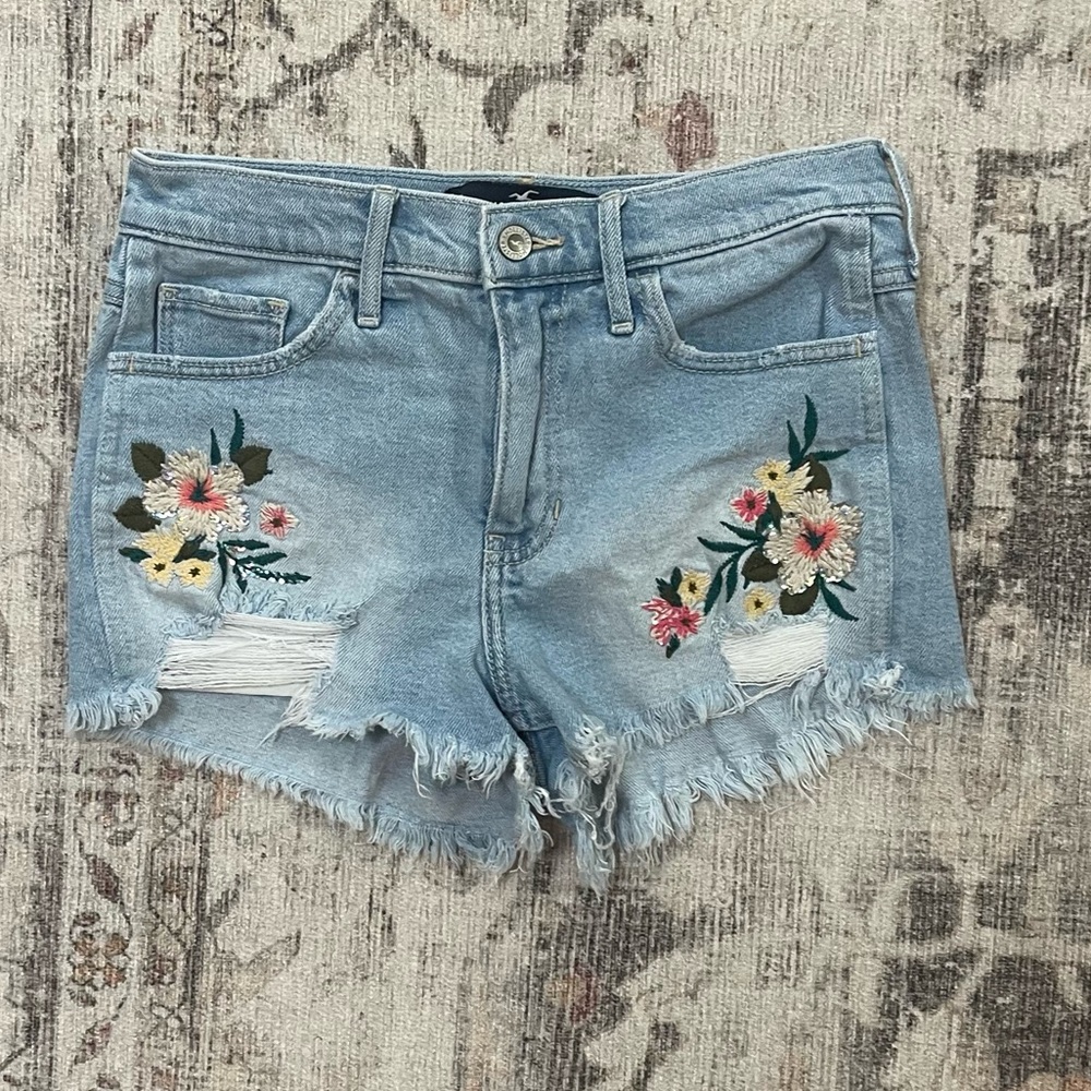 Hollister high waisted jean shorts with a pretty floral pattern